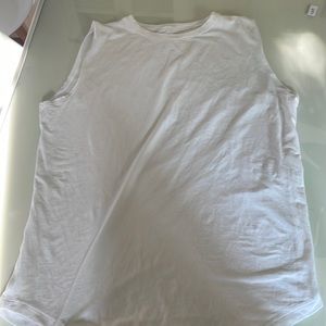 Lululemon muscle tank